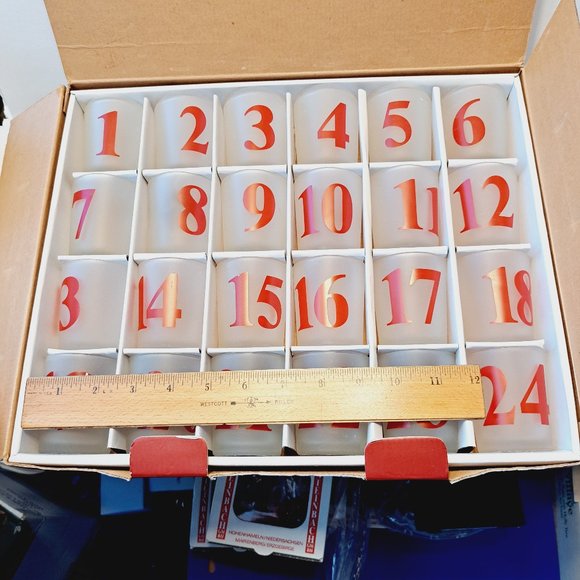 POTTERY BARN Christmas Advent Calendar Votive Set Of 24 Red Numbered Glass inBox - Picture 3 of 13